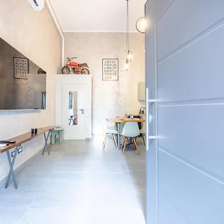 M R Loft Esclusivo Con Vasca Idromassaggio Monterotondo (Lazio)